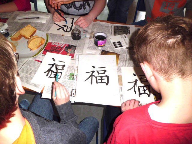 Glückszeichen üben